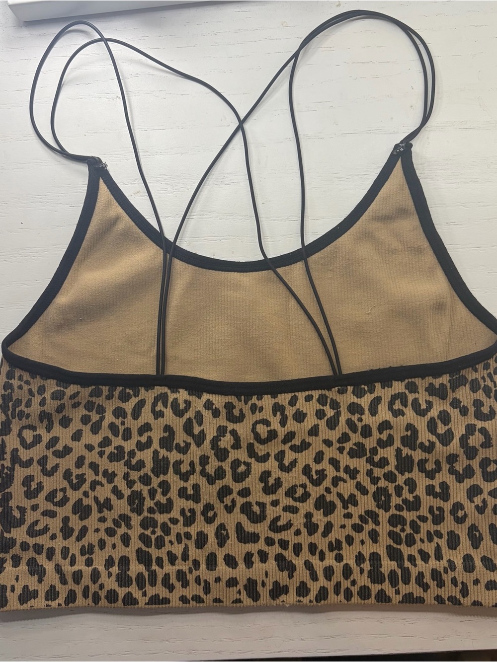 Leopard Fitted Ribbed Tank Top - Picture 2 of 4